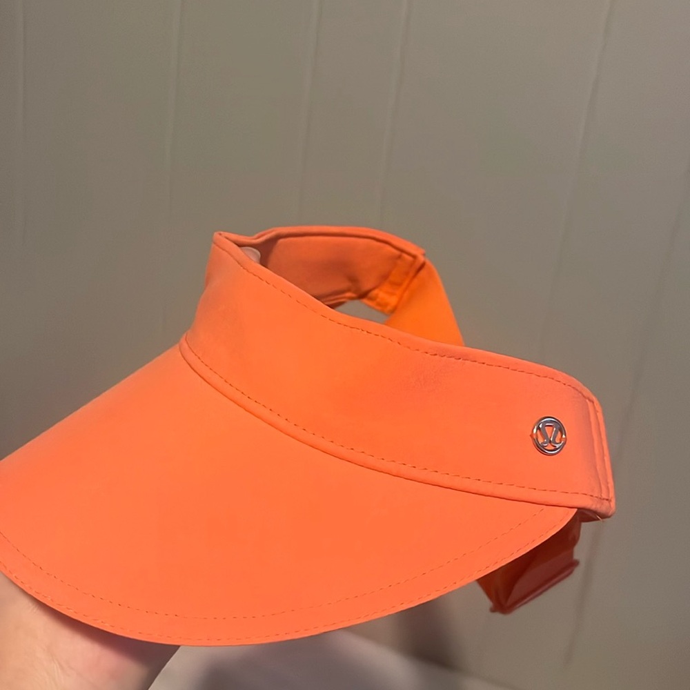 Lulu lemon visor